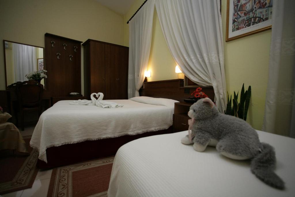 Hotel Nais ドゥラス エクステリア 写真