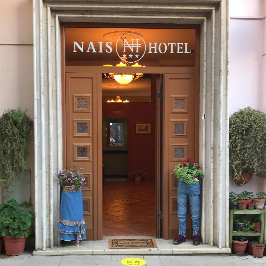 Hotel Nais ドゥラス エクステリア 写真